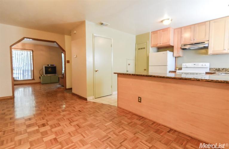 796 Sequoia Blvd, Tracy, CA 95376 photo 4