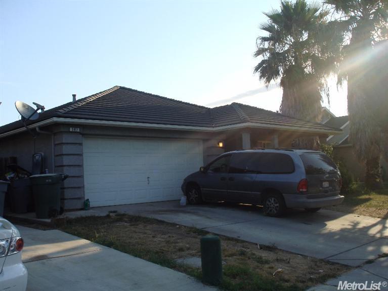 587 Brittany Way, Merced, CA 95341 photo 1
