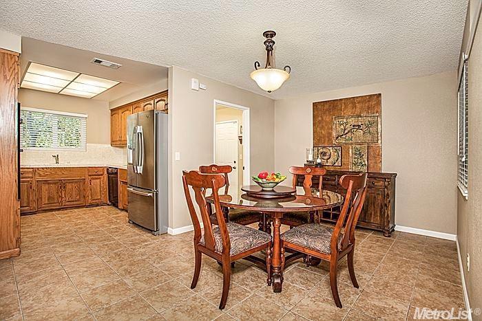 6306 Rampart Dr, Carmichael, CA 95608 photo 5