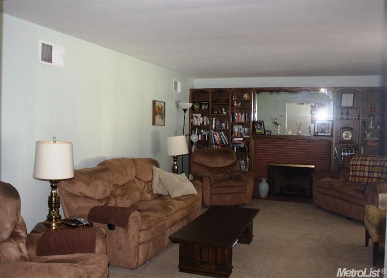1129 Amherst Ave, Modesto, CA 95350 photo 6