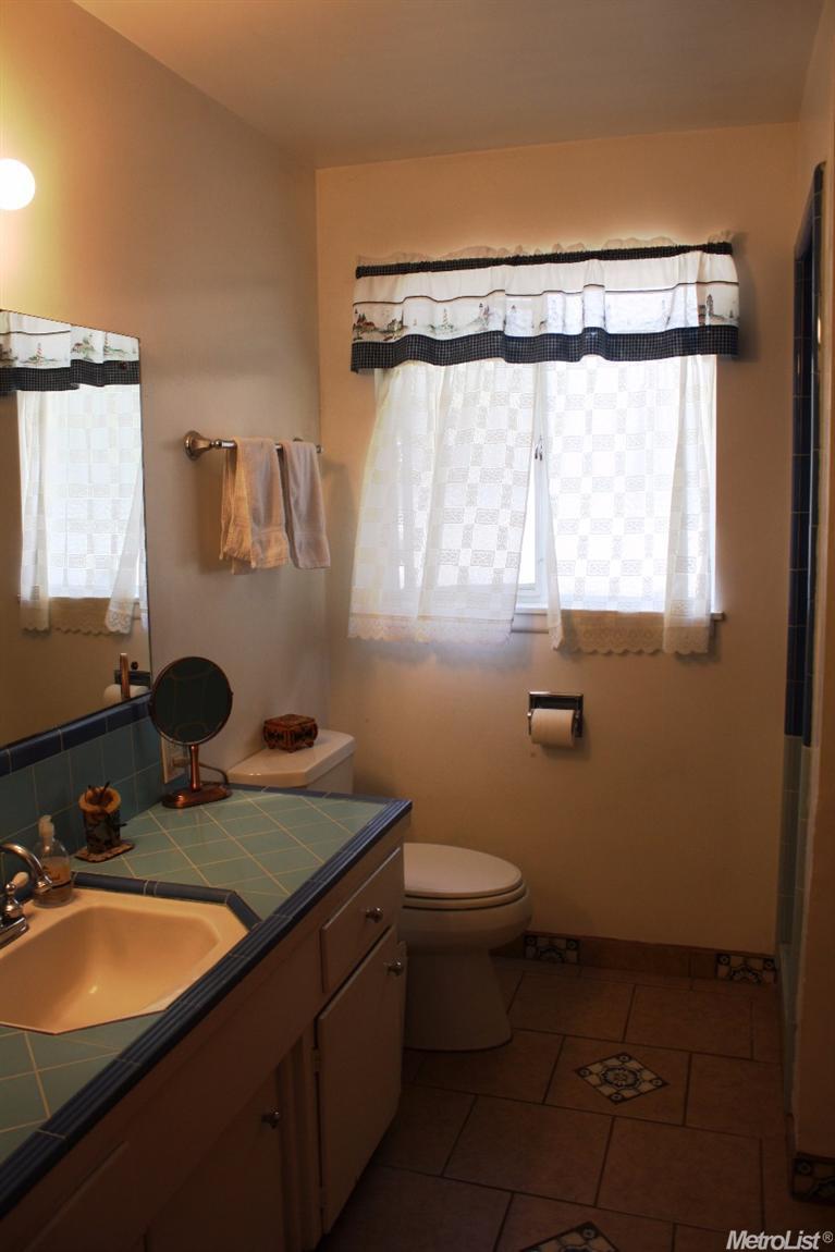 1129 Amherst Ave, Modesto, CA 95350 photo 14