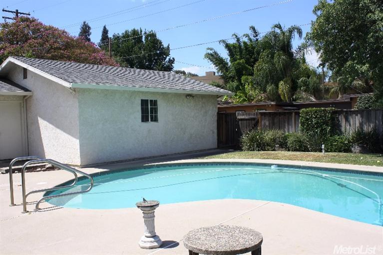 1129 Amherst Ave, Modesto, CA 95350 photo 24