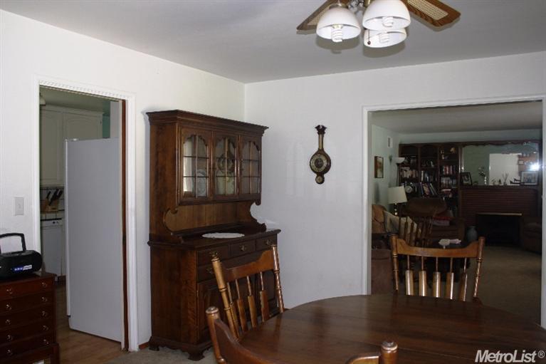 1129 Amherst Ave, Modesto, CA 95350 photo 8