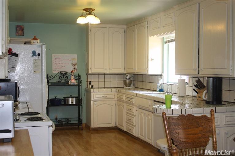 1129 Amherst Ave, Modesto, CA 95350 photo 5