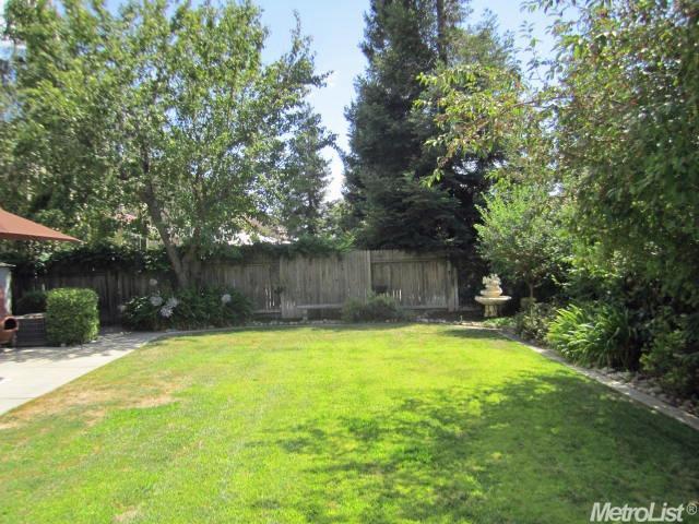 2327 Monument Dr, Lodi, CA 95242 photo 18