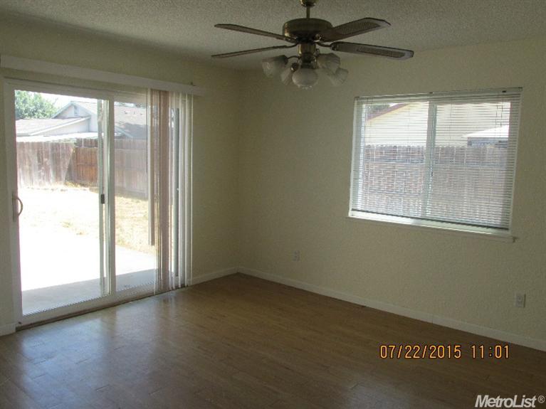 1449 Novell Dr, Ripon, CA 95366 photo 11