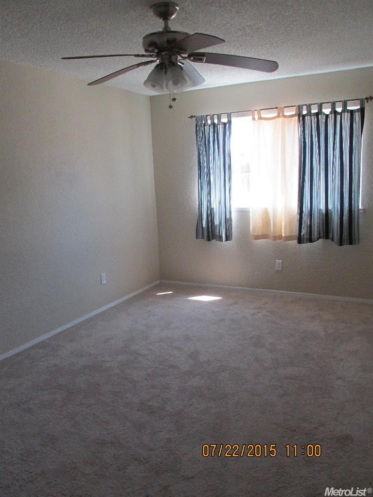 1449 Novell Dr, Ripon, CA 95366 photo 9