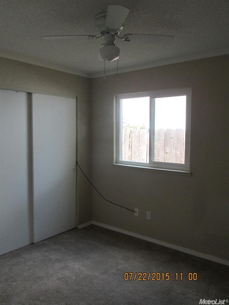 1449 Novell Dr, Ripon, CA 95366 photo 7