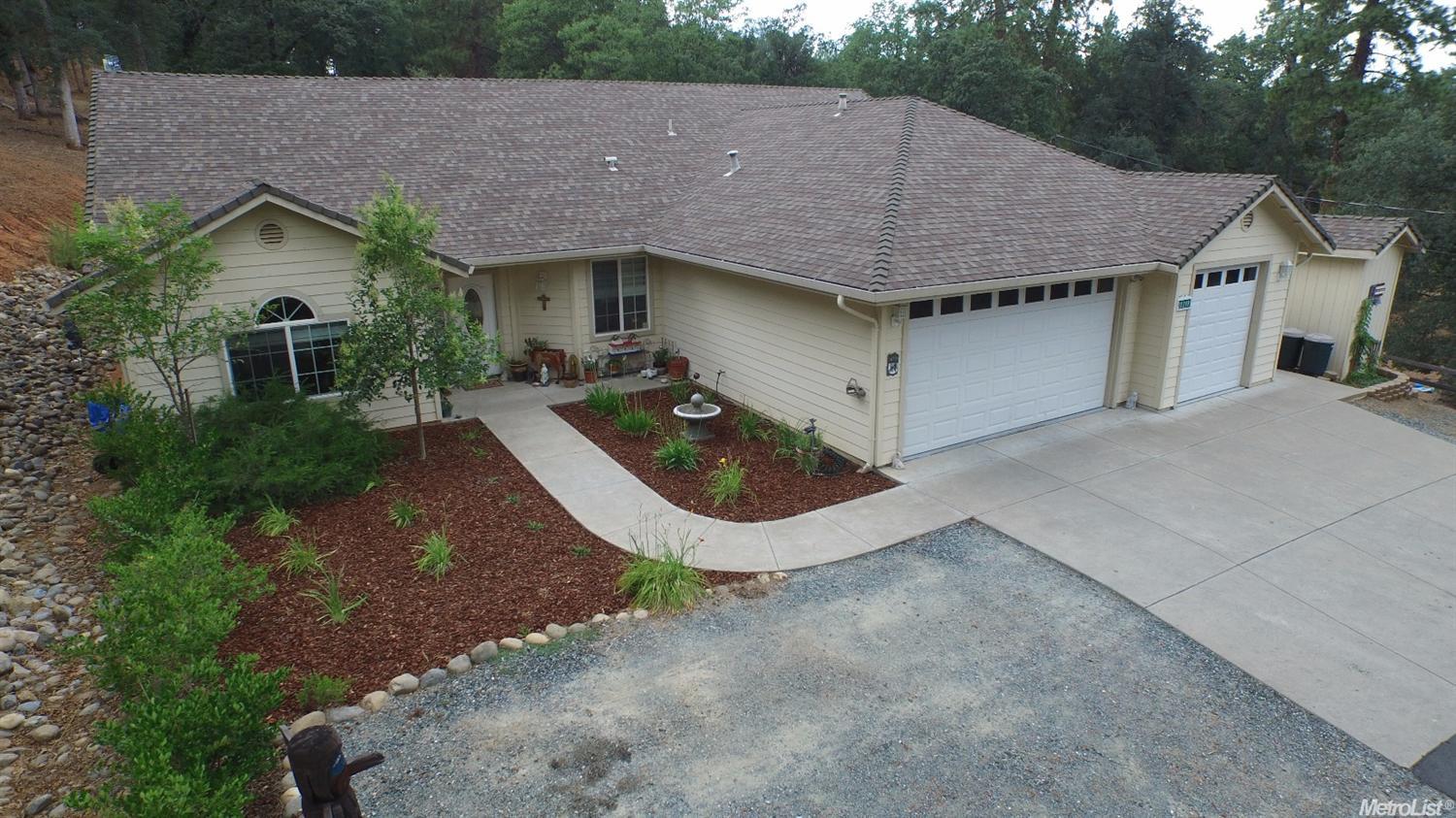 20399 W Silver Dawn Dr, Sonora, CA 95370 photo 1