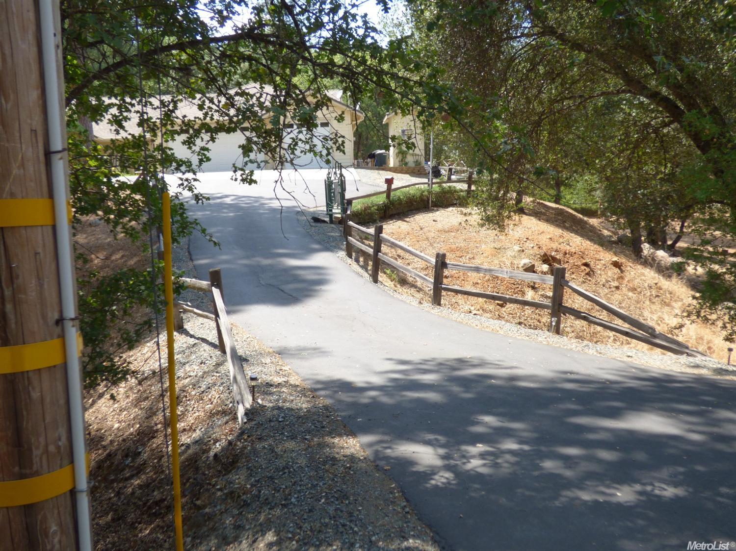 20399 W Silver Dawn Dr, Sonora, CA 95370 photo 4