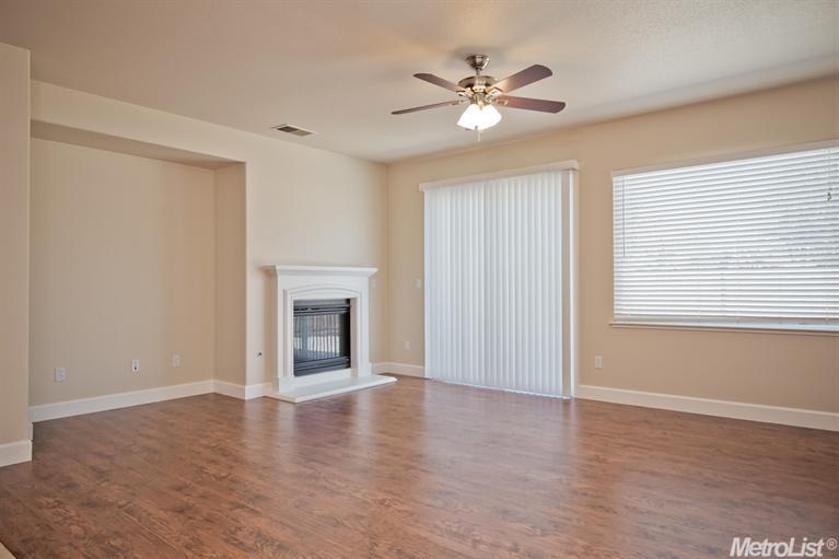 1525 Marigold Dr, Patterson, CA 95363 photo 6