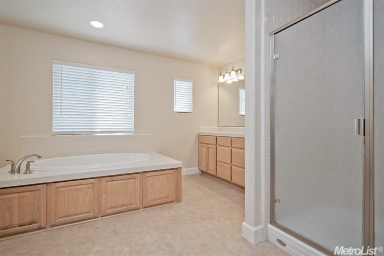 1525 Marigold Dr, Patterson, CA 95363 photo 19