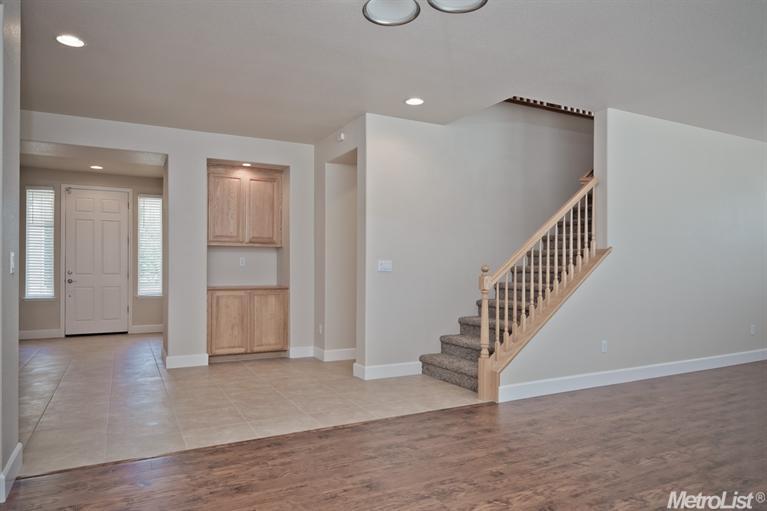 1525 Marigold Dr, Patterson, CA 95363 photo 1