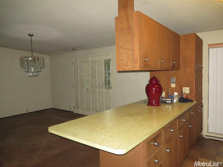 5404 Home Ct, Carmichael, CA 95608 photo 8