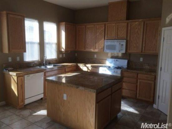 9438 Vintner Cir, Patterson, CA 95363 photo 1
