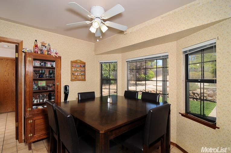 7229 Willowbank Way, Carmichael, CA 95608 photo 11