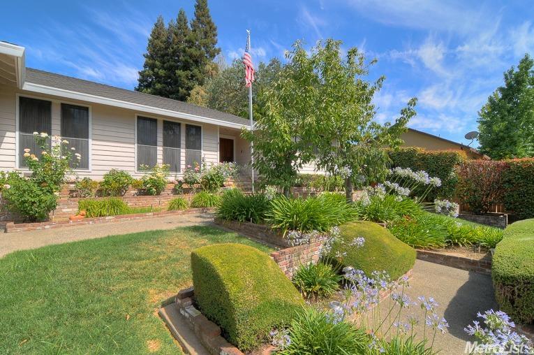 7229 Willowbank Way, Carmichael, CA 95608 photo 3