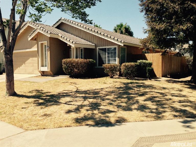 701 Glen Arbor Way, Modesto, CA 95358 photo 1