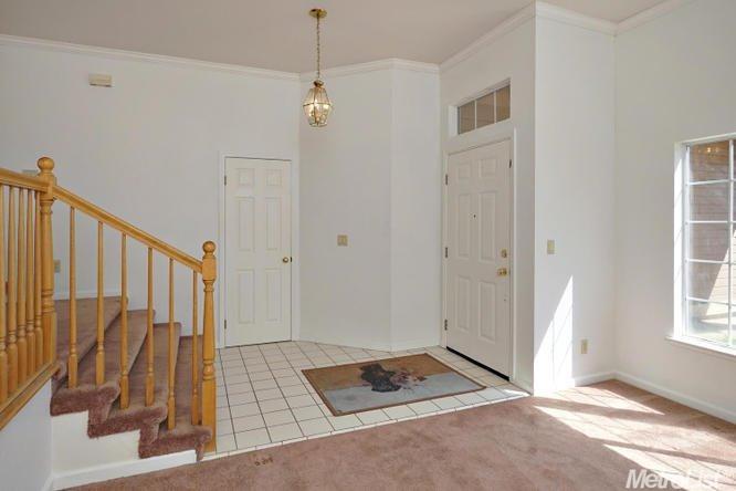 8401 Clear Valley Ct, Antelope, CA 95843 photo 1