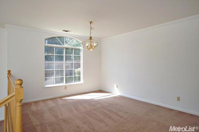 8401 Clear Valley Ct, Antelope, CA 95843 photo 4