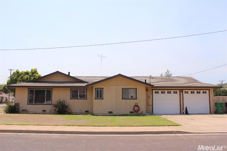 8353 Rexford Dr, Hilmar, CA 95324 photo 1