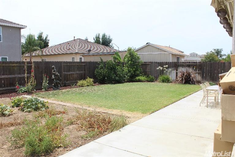 3892 Podocarpus Dr, Ceres, CA 95307 photo 12