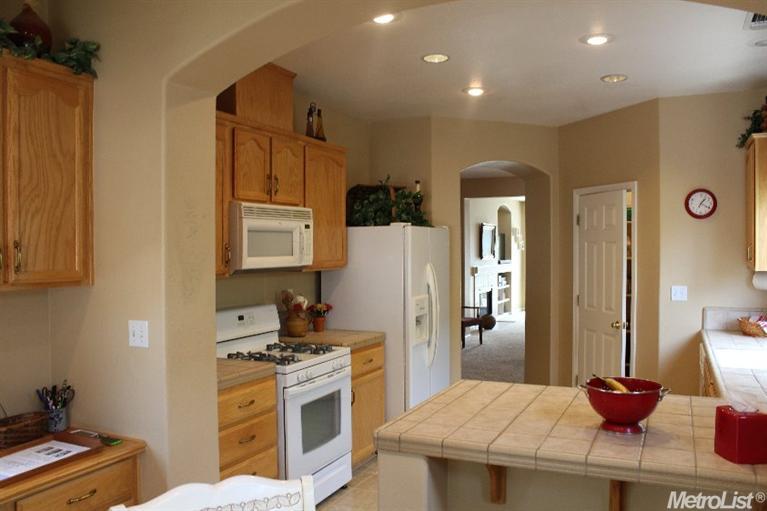 3892 Podocarpus Dr, Ceres, CA 95307 photo 5