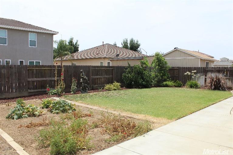 3892 Podocarpus Dr, Ceres, CA 95307 photo 11