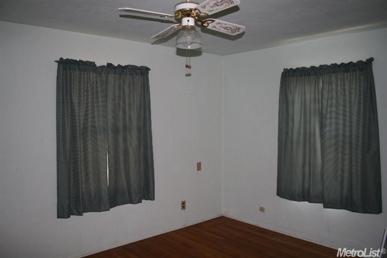403 Rowland Ave, Modesto, CA 95354 photo 9