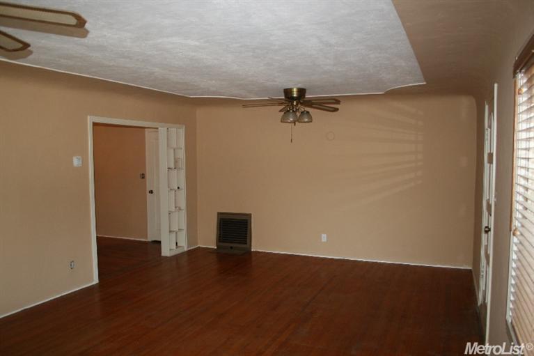 403 Rowland Ave, Modesto, CA 95354 photo 6