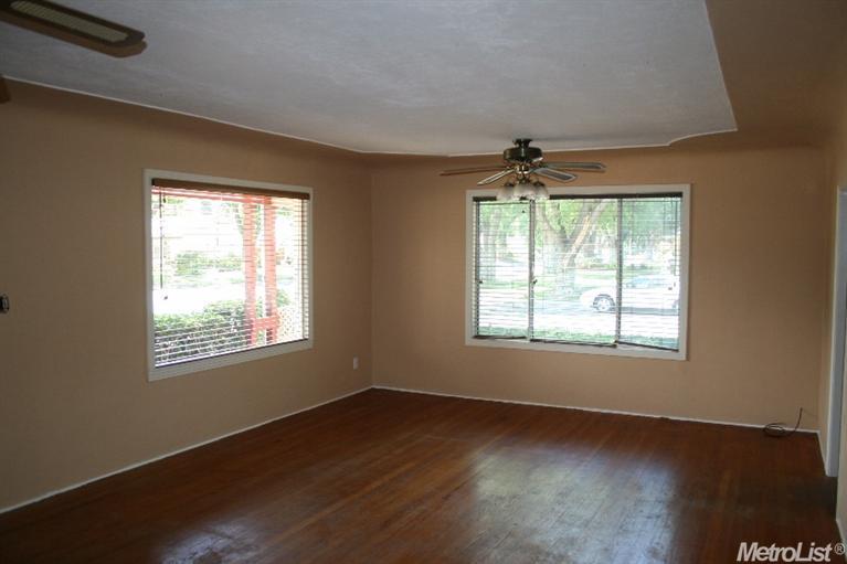 403 Rowland Ave, Modesto, CA 95354 photo 5