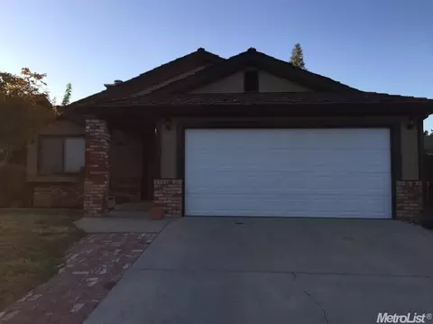 3501 Akeby Dr, Modesto, CA 95356 photo 2