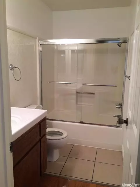 3501 Akeby Dr, Modesto, CA 95356 photo 20