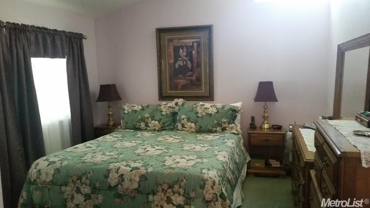 3323 Black Eagle Dr, Antelope, CA 95843 photo 9