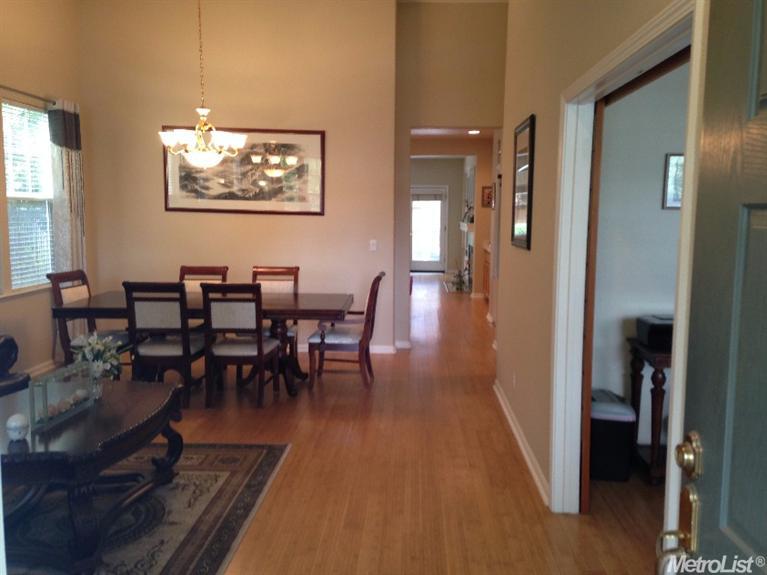 2004 Bishop Pl, Davis, CA 95618 photo 2