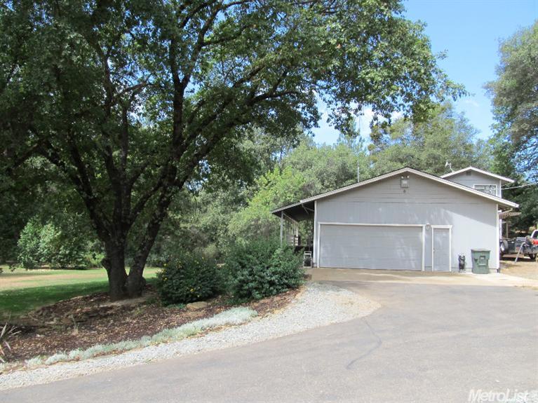 16475 Clinton Rd, Jackson, CA 95642 photo 2