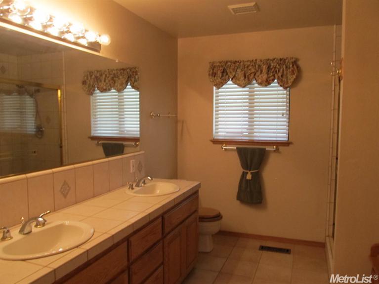 16475 Clinton Rd, Jackson, CA 95642 photo 15