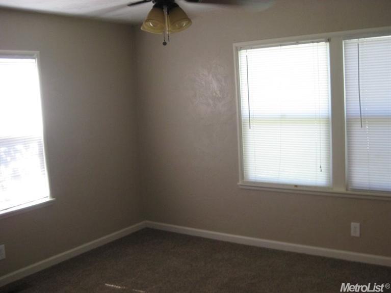 2416 Miller Ave, Modesto, CA 95354 photo 9