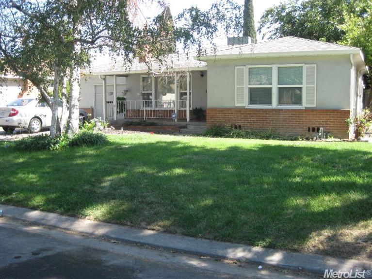 2416 Miller Ave, Modesto, CA 95354 photo 1