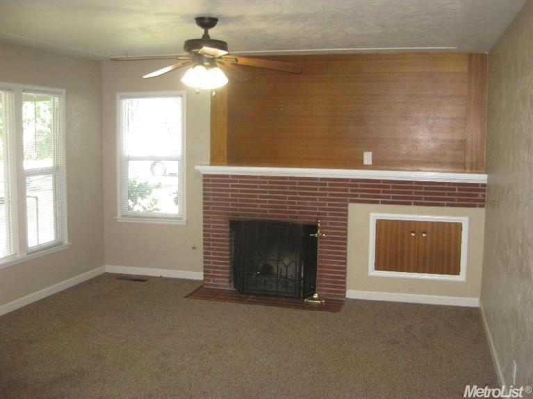2416 Miller Ave, Modesto, CA 95354 photo 2