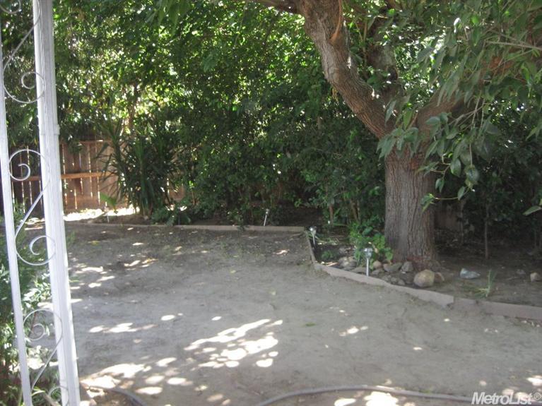 2416 Miller Ave, Modesto, CA 95354 photo 14