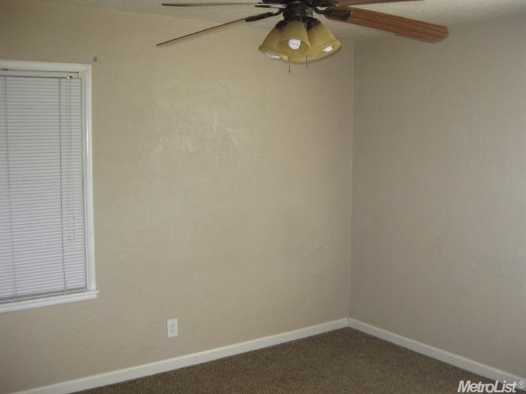 2416 Miller Ave, Modesto, CA 95354 photo 7
