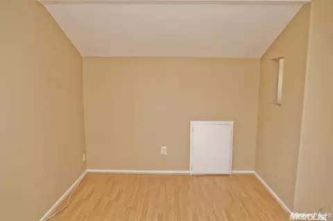 2090 Hyannis Cir, Manteca, CA 95336 photo 13