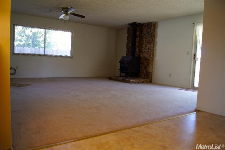 335 Dan St, Manteca, CA 95336 photo 14
