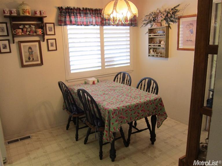 1713 Jacquelyn Way, Modesto, CA 95355 photo 9
