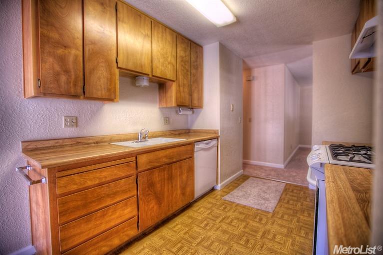 3516 Joanna Dr, Modesto, CA 95355 photo 10