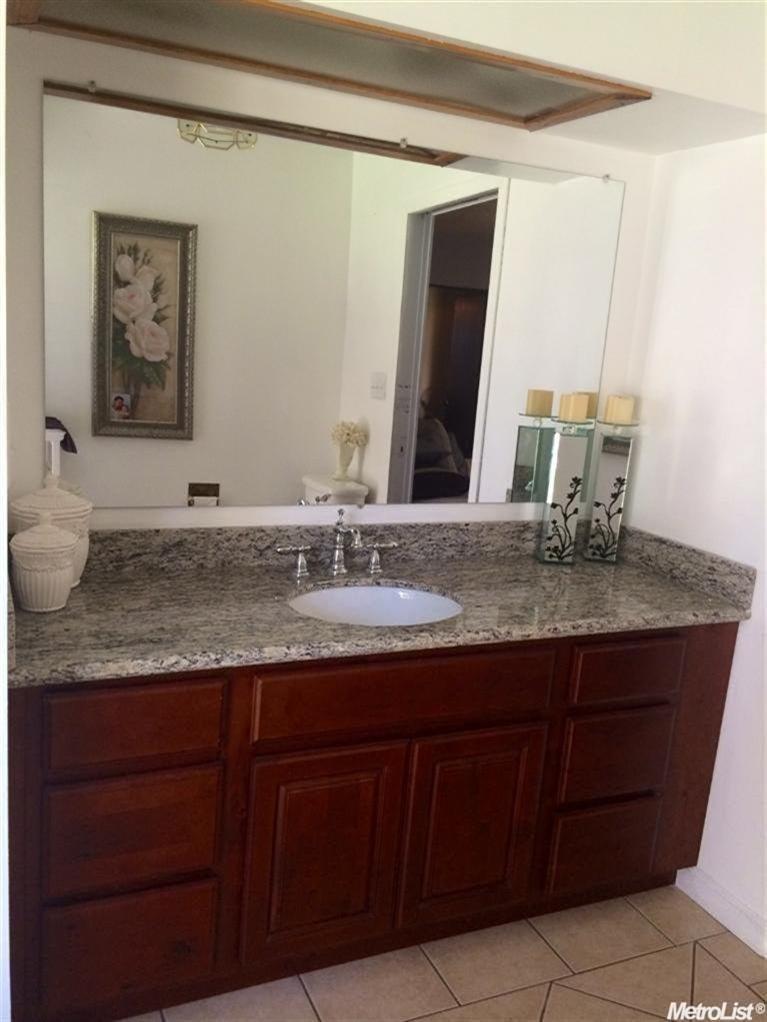 2391 Bronzan Rd, Manteca, CA 95337 photo 9