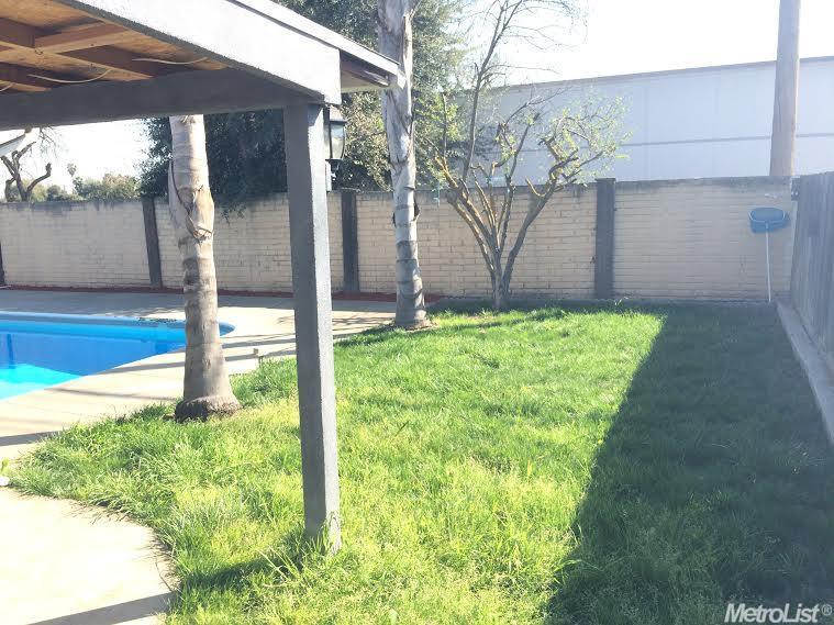 1100 Petaluma Dr, Modesto, CA 95351 photo 9