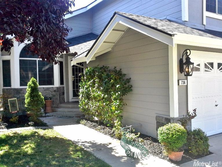 736 Parkston Ct, Modesto, CA 95357 photo 2
