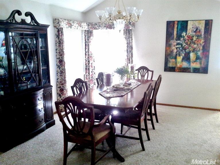 736 Parkston Ct, Modesto, CA 95357 photo 5